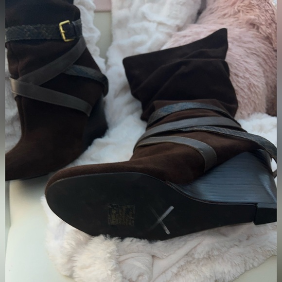 Colin Stuart Brown Suede Strappy Scrunch Knee High Wedge Boots Sz 11B - Picture 6 of 14